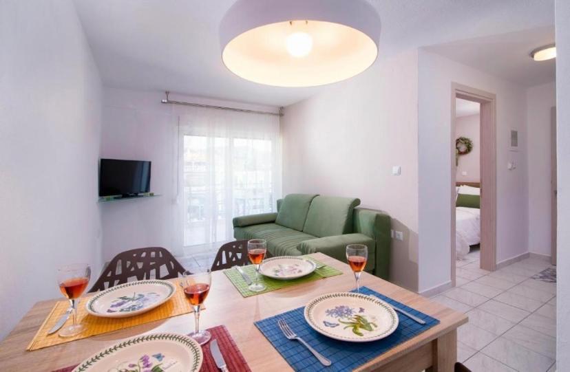 Lena Apartments 3 Potos Ngoại thất bức ảnh