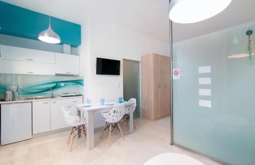Lena Apartments 3 Potos Ngoại thất bức ảnh